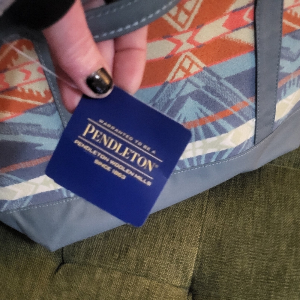 Bag - Picture 2 of 5